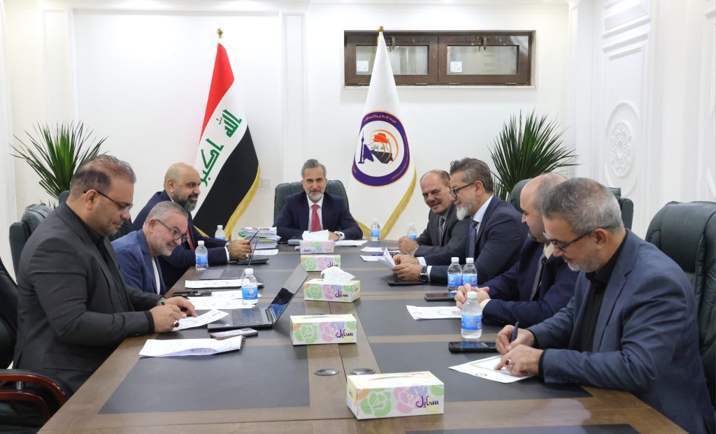 مجلس مفوضي هيأة الإعلام والاتصالات يناقش تعزيز جودة خدمات الاتصالات وتوسعة البنية التحتية الرقمية