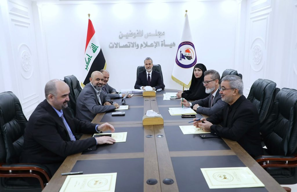 ضمن إطار المساهمة في إنجاح الزيارة الأربعينية.. مجلس مفوضي هيأة الإعلام والاتصالات يقر تخصيص ترددات (FM) مجانية للإذاعات خلال فترة الزيارة