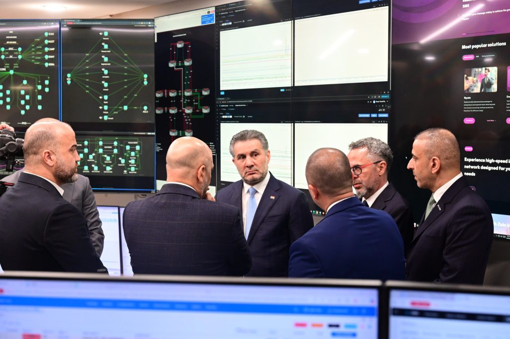 معالي رئيس الجهاز التنفيذي لهيأة الإعلام والاتصالات يزور مقر زين العراق ويبحث سبل تقديم خدمات افضل للمواطنين
